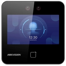 Terminal De Acesso Hikvision Reconhecimento Facial E Cartão LCD 4 (MP)