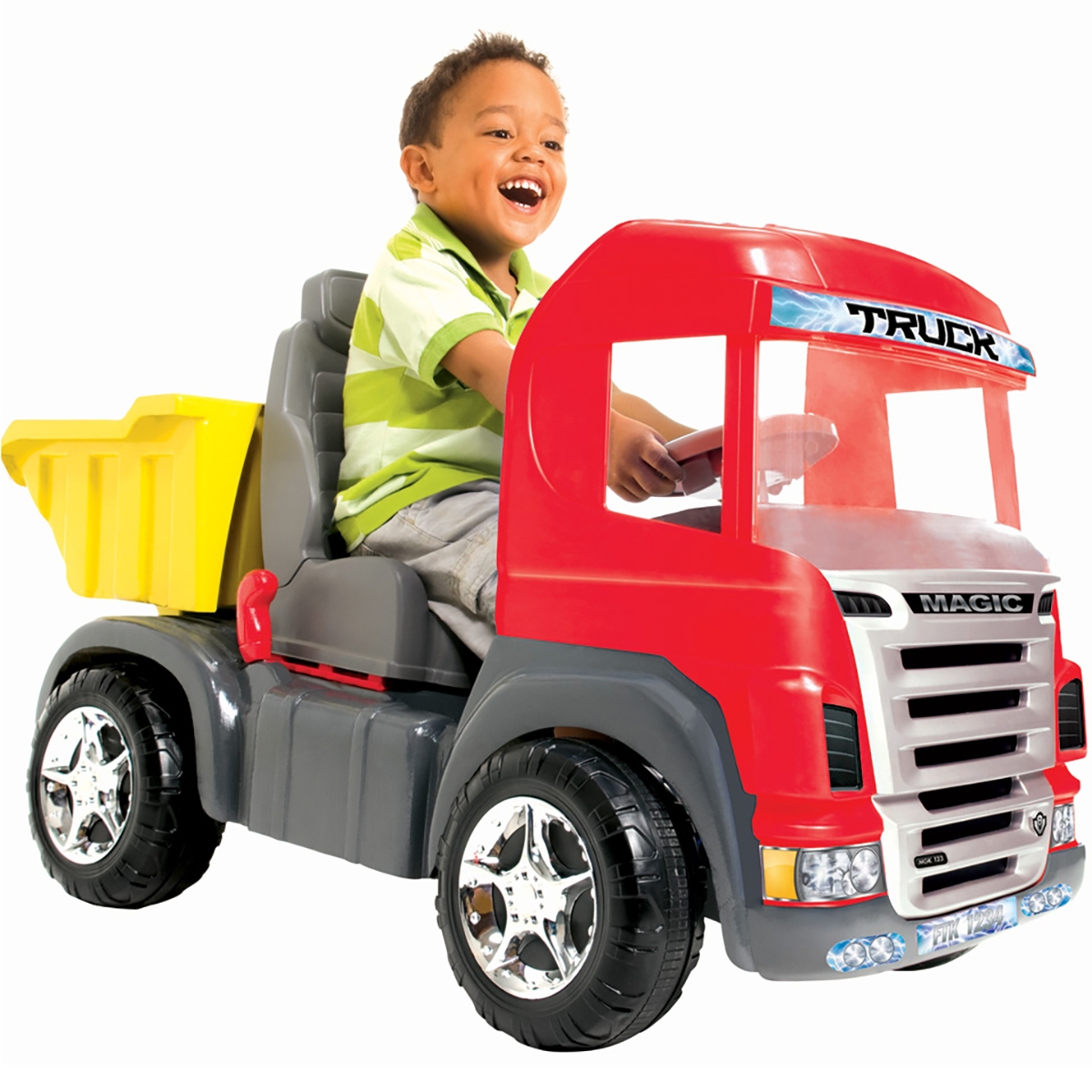 Um caminhão de brinquedo de plástico rosa em um fundo branco. brinquedo  seguro para crianças.